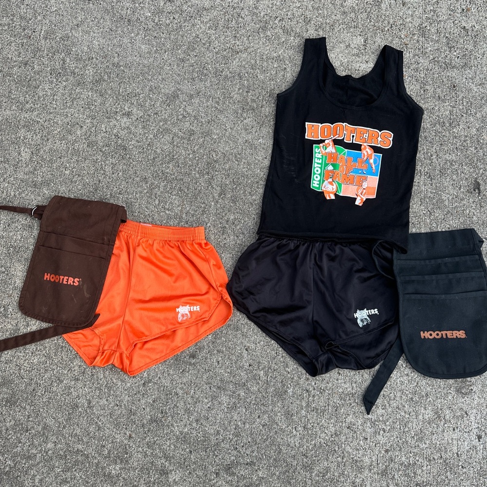 Hooters Black and Orange Apparel Set with Bags
